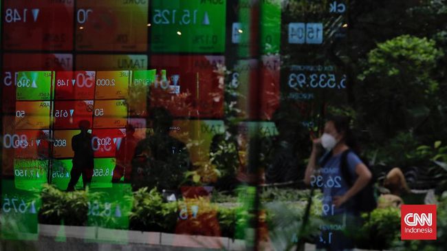 IHSG Lesu ke 6.800 di Akhir Pekan IHSG ditutup di level 6.800 pada akhir pekan ini. Indeks saham perlahan melemah 23,75 poin atau minus 0,35 persen dari perdagangan sebelumnya.