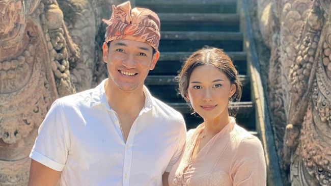 Pasangan selebriti Nana Mirdad dan Andrew White dikenal sebagai couple goals yang kerap membagikan gaya hidup sehat dan berkelanjutan.