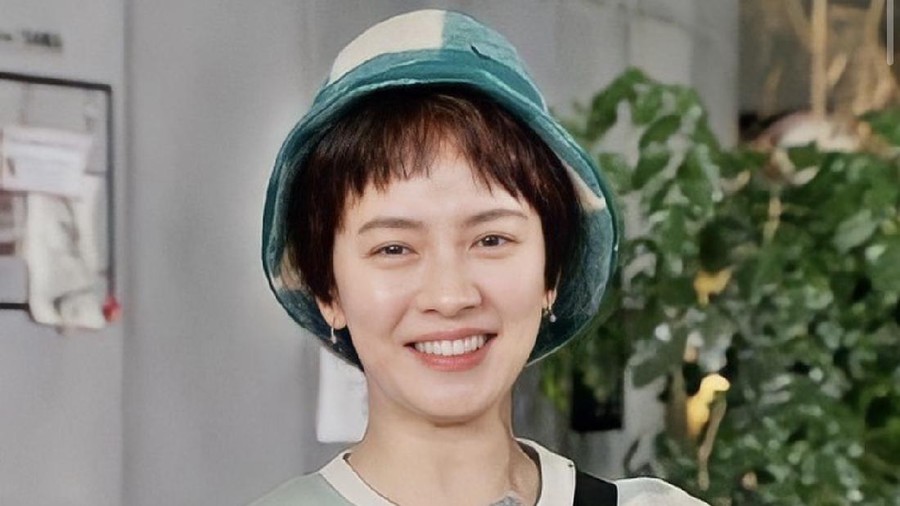 Rambut Pendek Song Ji Hyo