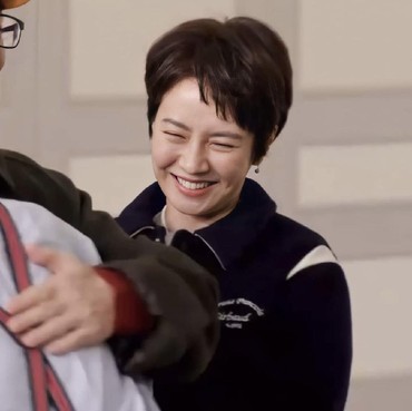 Terungkap, Song Ji Hyo Ternyata Potong Rambut karena Alkohol