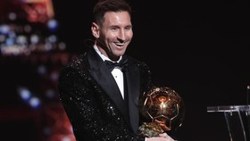 Viral Messi Tertawa Saat Foto Ronaldo Pakai Celana Dalam Muncul