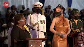 VIDEO: Barbados Nobatkan Rihanna Sebagai Pahlawan Nasional