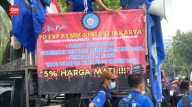 VIDEO: Unjuk Rasa Buruh Tuntut UPM DKI Dinaikkan Jadi 5 Persen
