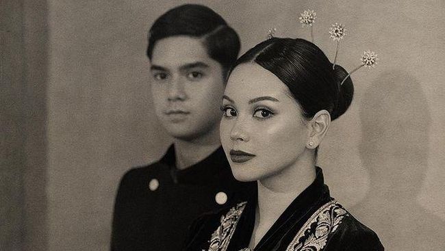 MUA Ini Beri Sentilan soal Dandanan Barbie Look di Riasan Adat Jawa
