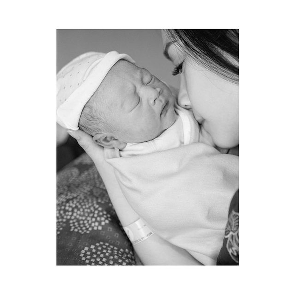 Potret Paras Baby Rayyanza Malik Ahmad Anak Ke-2 Raffi Ahmad & Nagita