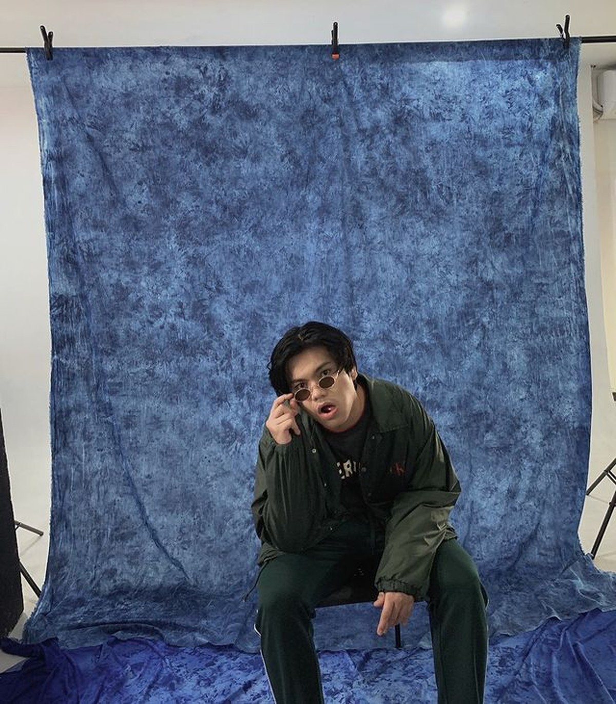 Awkarin baru saja membagikan kabar bahagianya dilamar sang kekasih&comma; Gangga Kusuma&period; Yuk kita intip potret Gangga&excl;