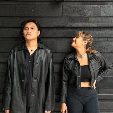 Manisnya 'Kisah Romantis' Iringi Gangga Lamar Awkarin