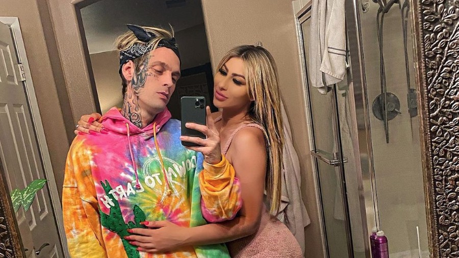 Aaron Carter dan Melanie Martin.