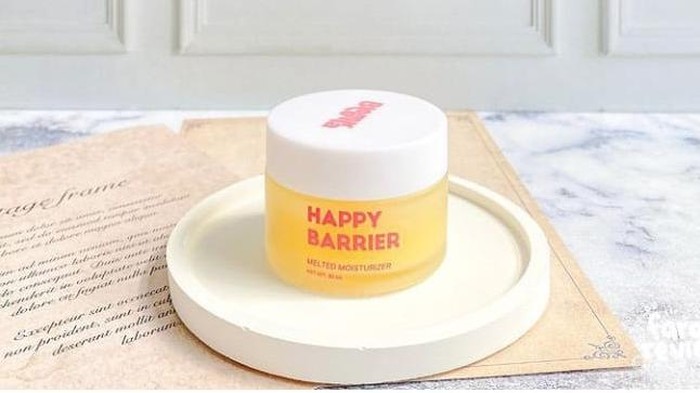 Happy Barrier Melted Moisturizer, Pelembab Terbaru dari Bloomka Bantu Atasi Skin Barrier yang Rusak Happy Barrier Melted Moisturizer, Pelembab Terbaru dari Bloomka Bantu Atasi Skin Barrier yang Rusak