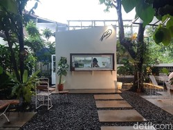 Ngadem Sejenak Sambil Ngopi di Kedai Kopi Bogor yang Hijau Ini Yuk!