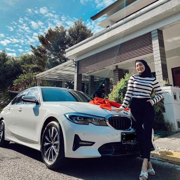 Pamer Mobil Baru hingga Tuai Cibiran, Melody Prima Beri Pesan Menohok