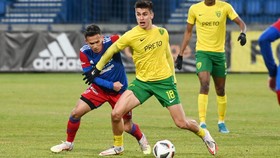 Fakta Unik Dua Gol Egy Maulana: Laga Sama, Hari Beda