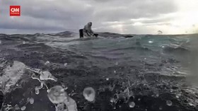 VIDEO: 22 Jam Bertahan Di Laut, Pria Jepang Berhasil Diselamatkan