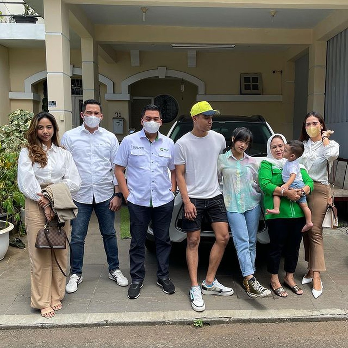 Fuji baru-baru ini mendapat hadiah mobil dari sahabat Vanessa karena ia tulus merawat Gala&period; Yuk intip momennya&excl;