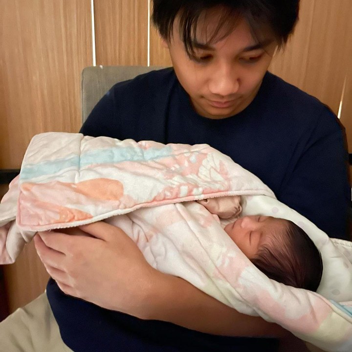 <p>Baby Nakeya menjadi kado terindah untuk keluarga Nola B3. Nakeya kini jadi adik kesayangan kakak laki-lakinya, Bevan Putra. (Foto: Instagram @nakeya_ayu)</p>