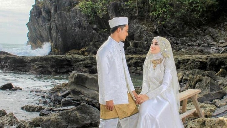 Harris dan Rusen Junandar
