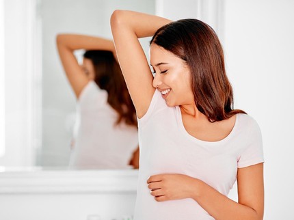 5 Tips Agar Tubuh Harum Seharian Tanpa Parfum, Bunda Perlu Tahu