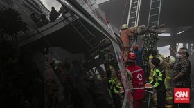 FOTO: Gedung Cyber 1 Terbakar