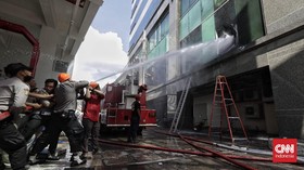 Kebakaran Gedung Cyber 1 Diduga Akibat Korsleting di Ruang Server