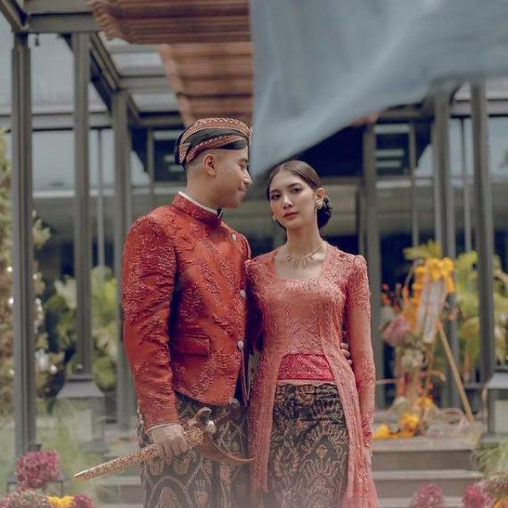 <p>Selamat ya Vidi Aldiano dan Sheila Dara! Semoga dilancarkan hingga acara pernikahan! (Foto: Instagram @vidialdiano)</p>