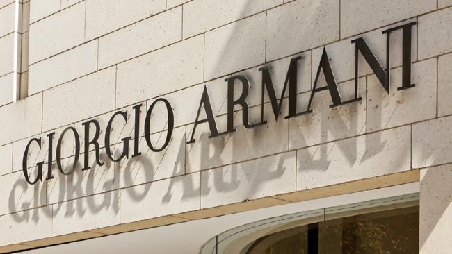 Rumah mode Italia, Armani, mengumumkan tidak akan lagi menggunakan wol angora, untuk koleksinya.