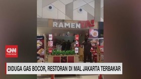 VIDEO: Diduga Gas Bocor, Restoran di Mal Jakarta terbakar