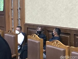 Polisi di Sidang Nia-Ardi Bakrie: Mereka Pakai 1 Bong Sabu Bertiga