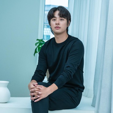 Kiat Park Jung Min Dalami Peran di 'Miracle: Letters to the President'