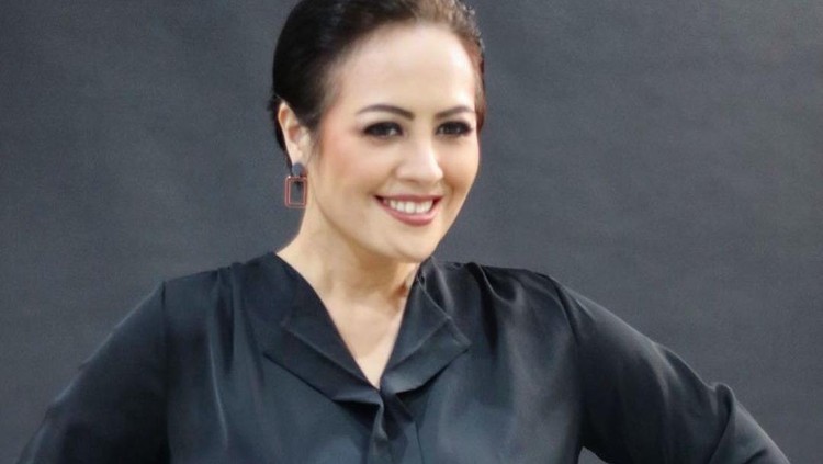 Potret Cynthia Lamusu yang Makin Langsing Potret Cynthia Lamusu yang Makin Langsing