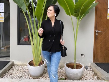 img-title Makin Langsing, Begini Tampilan Baru Cynthia Lamusu Usai Turun 19 Kg