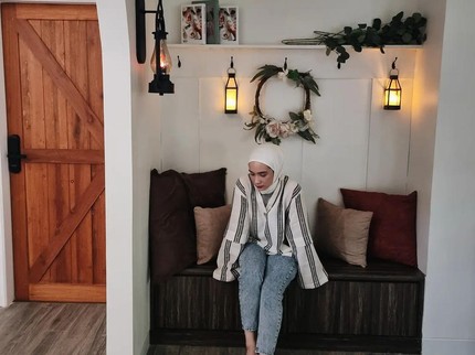 7 Potret Putri Anne Istri Arya Saloka di Rumah Baru yang Instagrammable