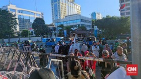 Keluh Massa Saat Tak Bisa Merapat ke Patung Kuda untuk Reuni 212