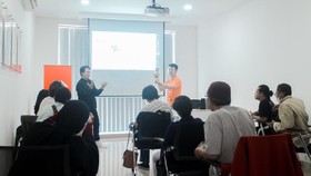 Antusiasme Tinggi Teman Tuli Sambut Pelatihan Bisnis Digital Shopee