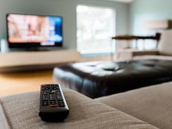Cara Tahu TV Masih Analog atau Sudah TV Digital