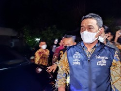 Wagub DKI Tinjau Gedung Cyber 1 Jaksel yang Terbakar