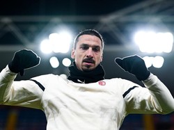 Ibrahimovic Tak Akan Pensiun Sebelum Juara dengan Milan