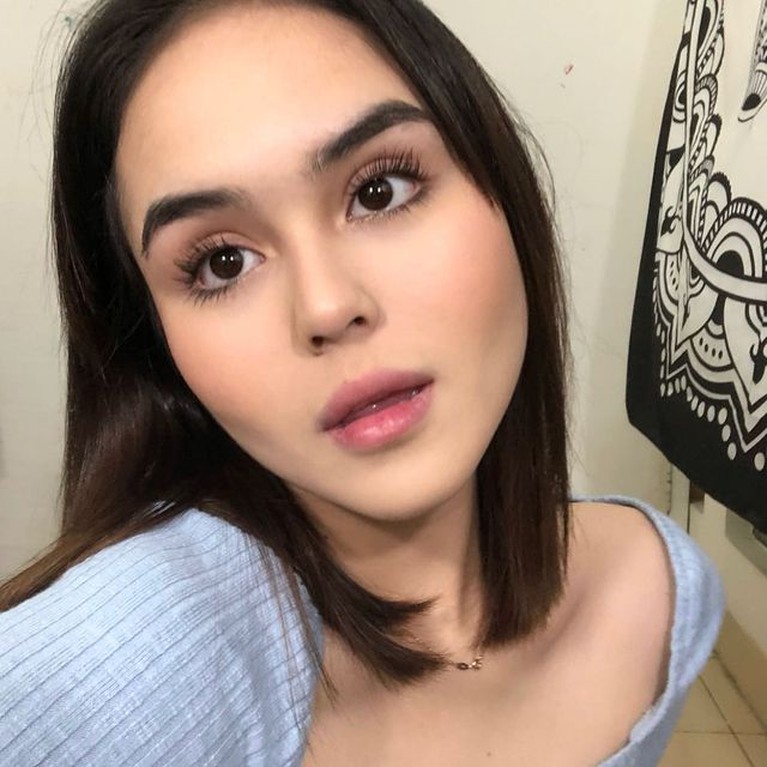 8 Potret Laura Anna yang Lumpuh Usai Kecelakaan dengan Gaga Muhammad Laura Anna tuntut mantan kekasihnya Gaga Muhammad usai kecelakaan 2 tahun lalu yang menyebabkan ia lumpuh total. Yuk intip potretnya!