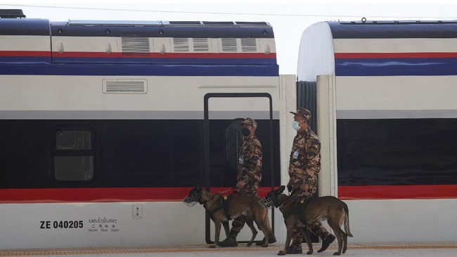 FOTO: China-Laos Terhubung Kereta Cepat