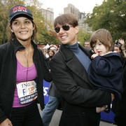 11 Tahun Tak Ketemu Anak, Nama Suri dan Katie Dihapus Tom Cruise