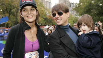 TOM CRUISE INGIN SURI MENGIKUTI SCIENTOLOGY