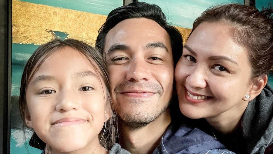 Darius Sinathrya, Donna Agnesia dan Sabrina