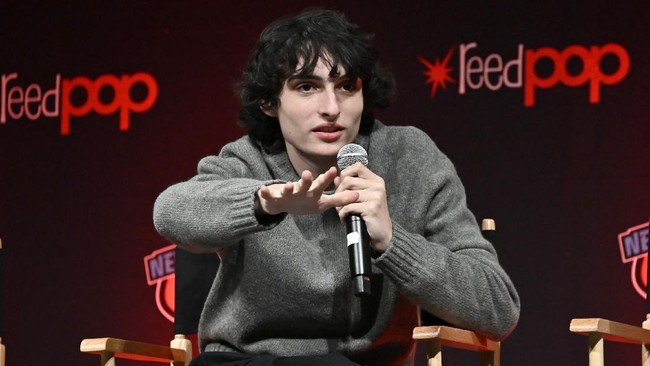 Meski tertunda imbas adanya aksi mogok penulis Hollywood, Finn Wolfhard yang berperan sebagai Mike tak sabar syuting Stranger Things 5.