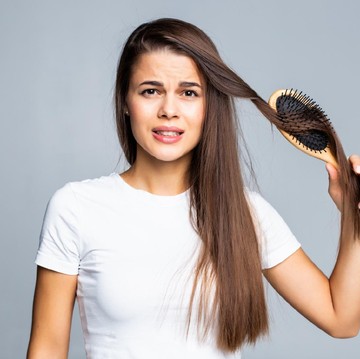 img-title Nggak Cuma Enak, 6 Superfood Ini Ampuh Atasi Rambut Rontok, Lho!