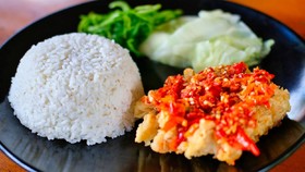 Cara Mudah Membuat Telur Geprek Enak