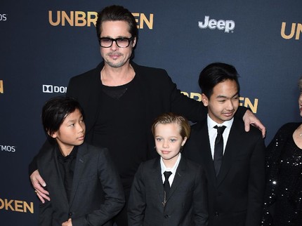 Demi Ultah Anak Kembar, Brad Pitt Pergi Kunjungi Angelina Jolie di Italia