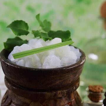 Jarang Diketahui, Ini 4 Manfaat Kapur Barus Alami untuk Kesehatan Tubuh