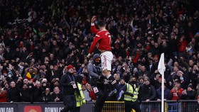 FOTO: Ronaldo Si Manusia 800 Gol