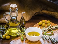 Ini Perbedaan Extra Virgin Olive Oil dan Extra Light Olive