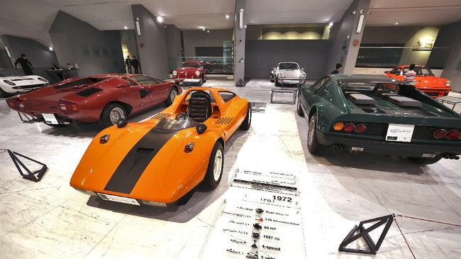 Influence Arief Muhammad menyebut tak ada unsur yang mengharuskannya mengembalikan uang hasil penjualan Porsche senilai Rp4 miliar.