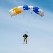 Ingin Memacu Adrenalin? Ini 5 Olahraga Ekstrem yang Wajib Kamu Coba